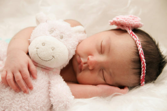 How to dress a baby for sleep - PillowNap